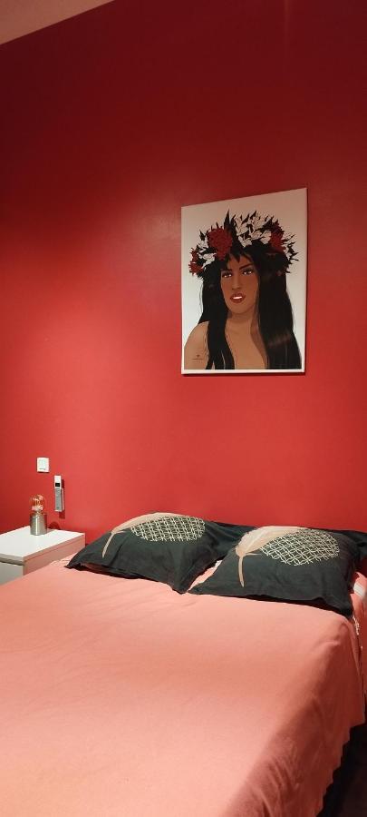 Apartment Bienvenue Au Fare Hibiscus Corrombles