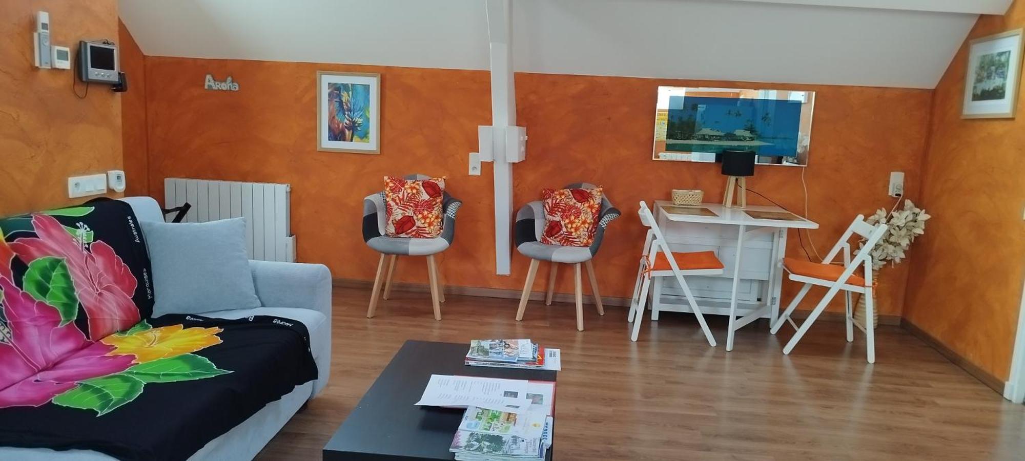 Bienvenue Au Fare Hibiscus Apartment Corrombles